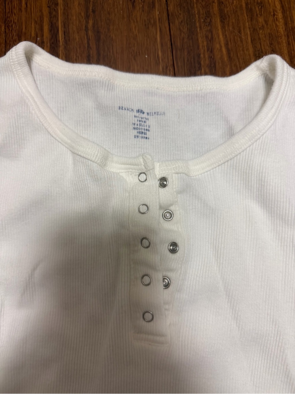 Brandy Melville Ribbed Henley Long-Sleeve Top - White - Picture 2 of 3